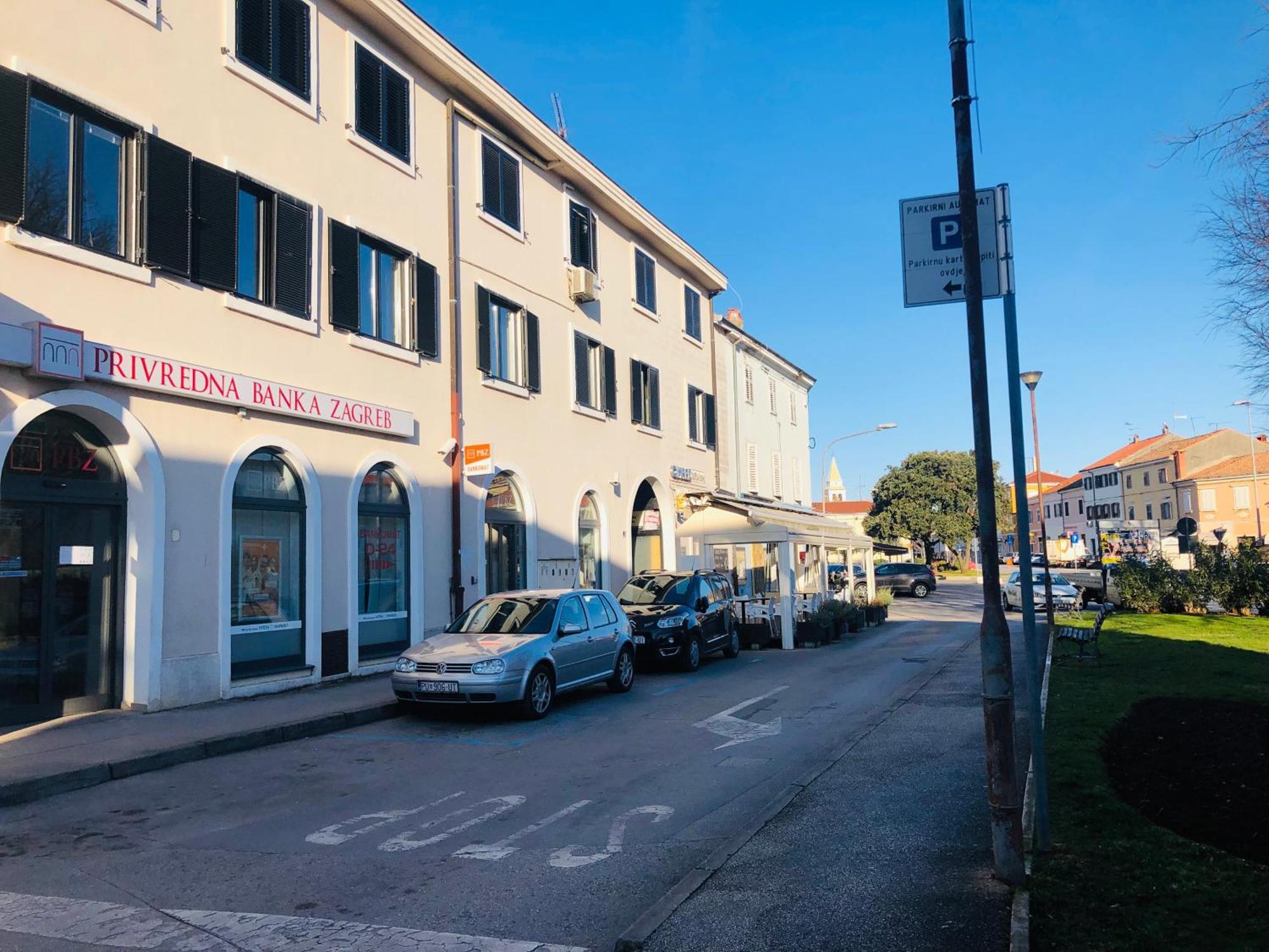 New City Center Design Apartment Poreč Exteriör bild