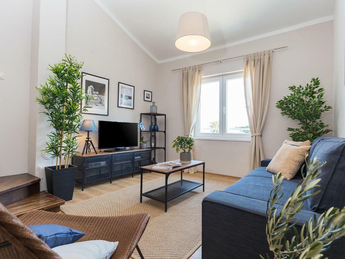 New City Center Design Apartment Poreč Exteriör bild