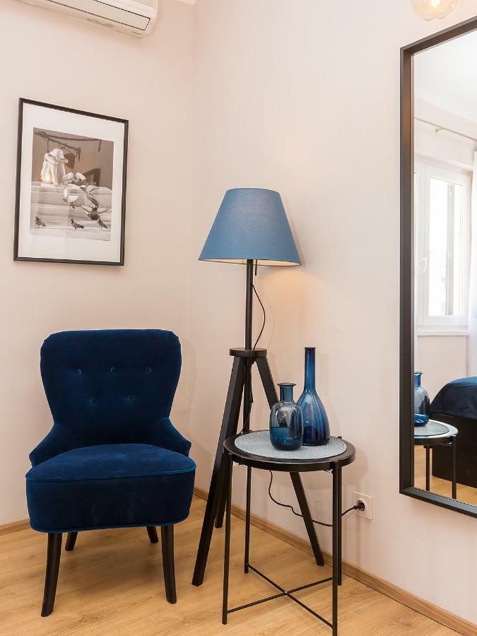 New City Center Design Apartment Poreč Exteriör bild